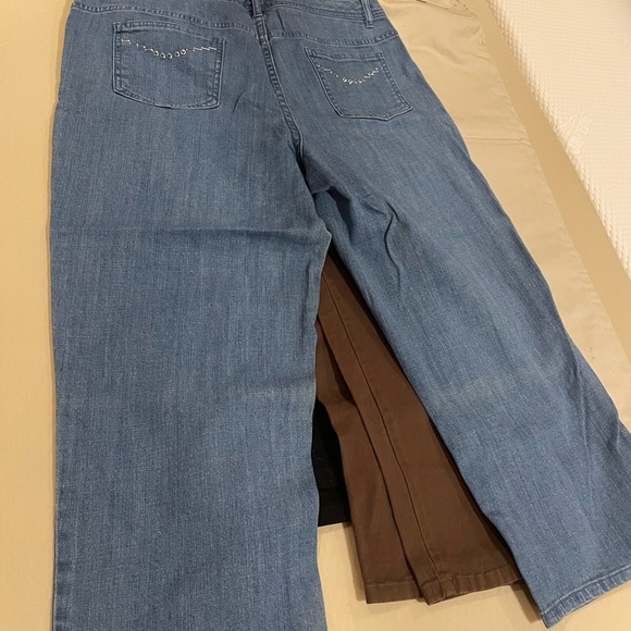 Denim & Co. pants! All for one price. All excellent condition. - Picture 3 of 5